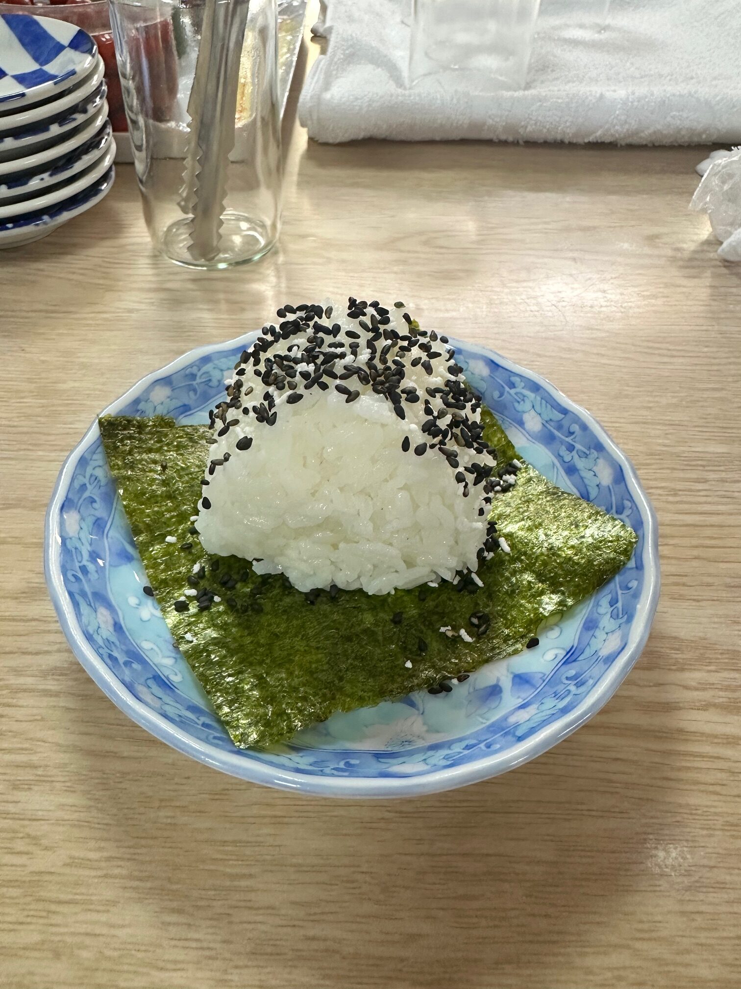 ゴマ塩おにぎり